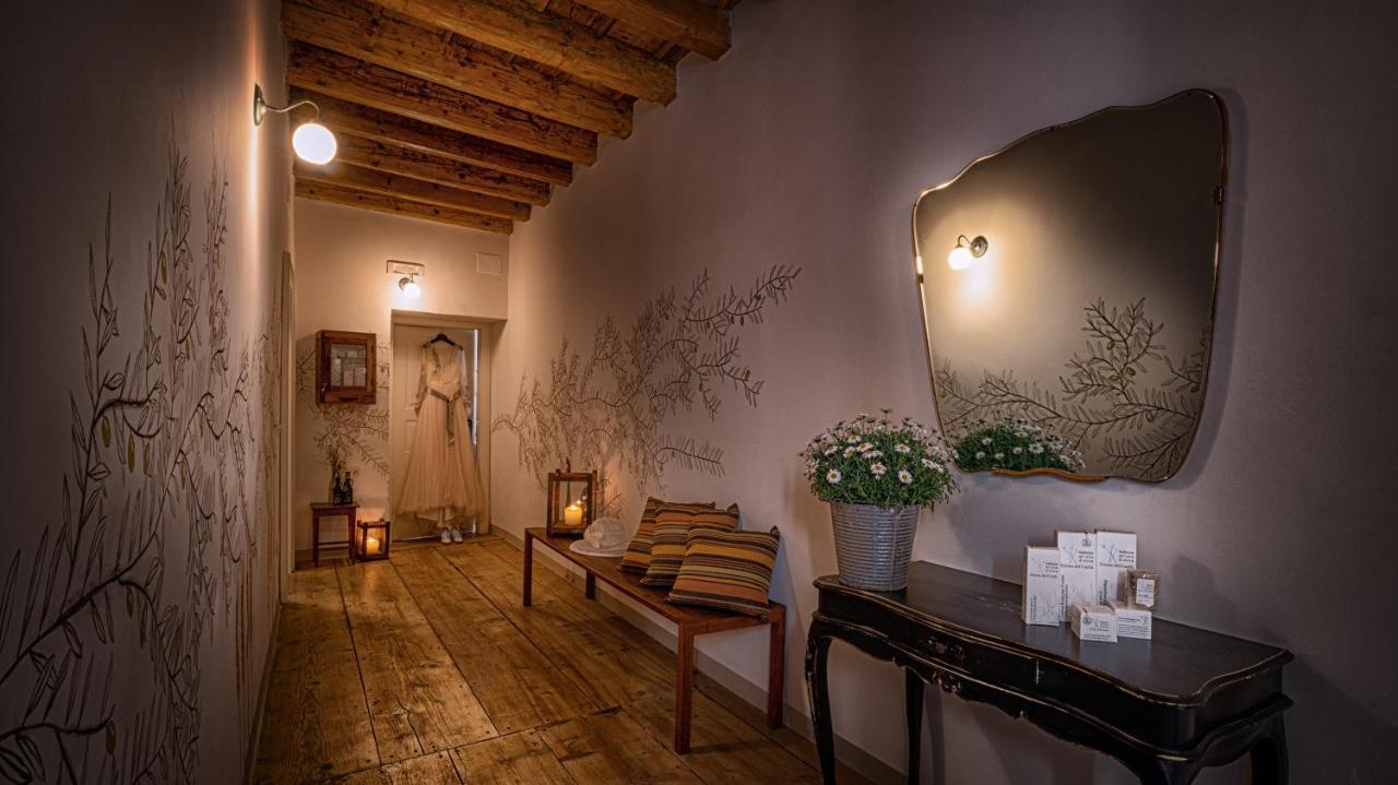 Locanda Dell'Oleificio Mezzane di Sotto Esterno foto