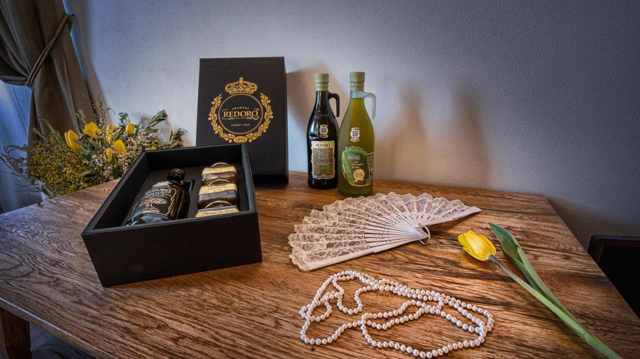 Locanda Dell'Oleificio Mezzane di Sotto Esterno foto